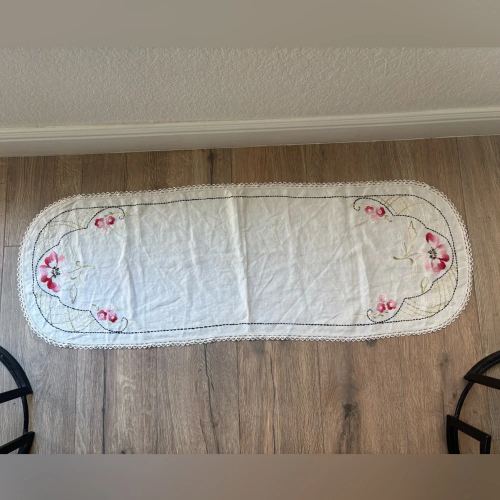 Linen Embroidered Floral Farmhouse Table Runner Oval Pink Handmade